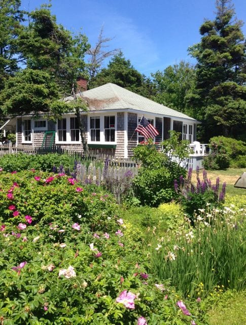 Lighthouse Cottage (Pemaquid) – Coast of Maine Cottage Rentals